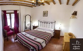 El Huerto De Lobras